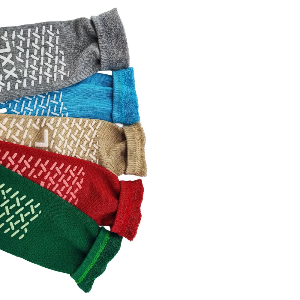 non slip socks hospital customizable, grip socks manufacturer, hospital procurement socks (2).jpg