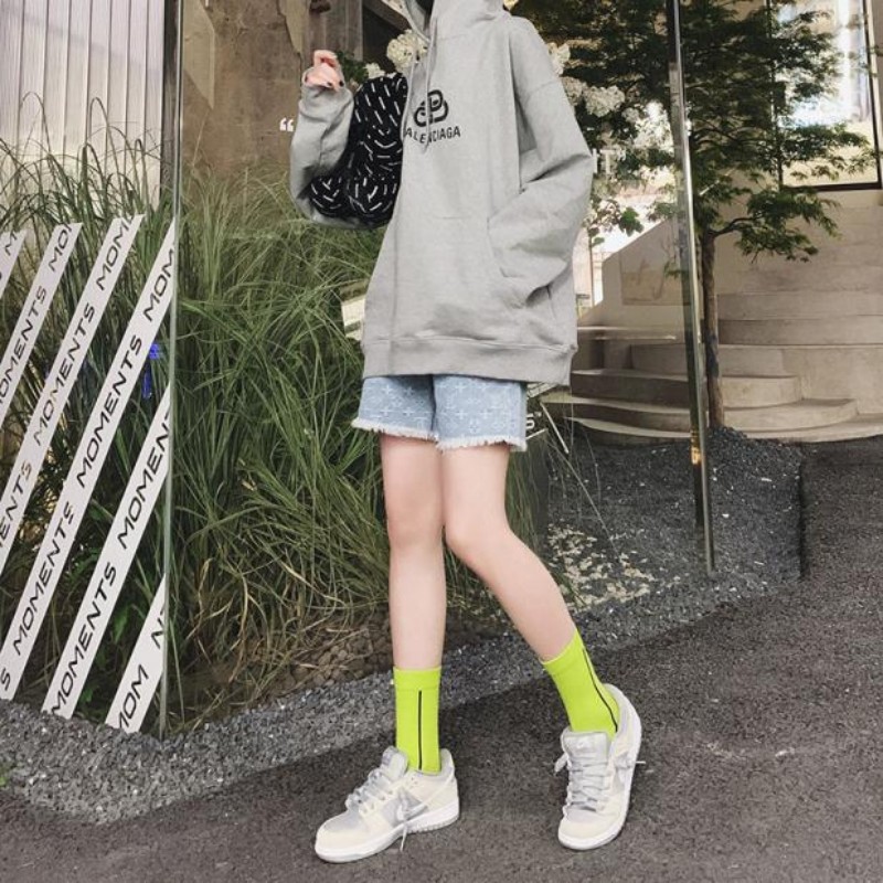 Free Design Custom Unisex Crew Socks Breathable Socks (3).jpg