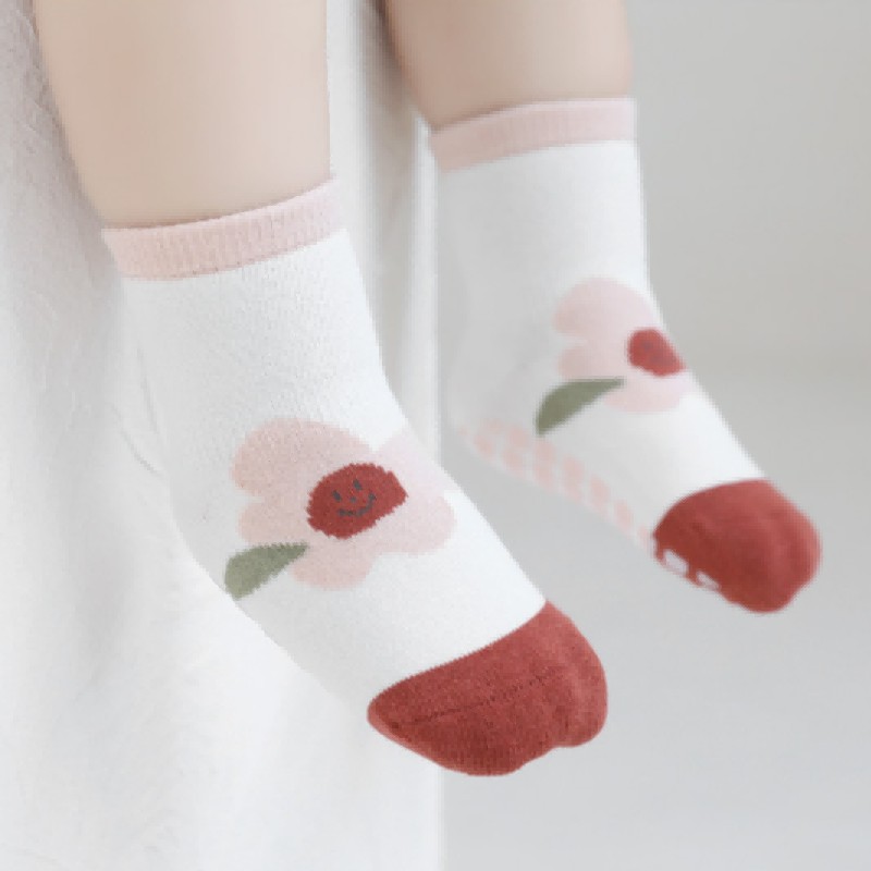 wholesale baby socks, kids socks, cartoon socks, anti slip socks, grip socks, cotton socks (7).jpg