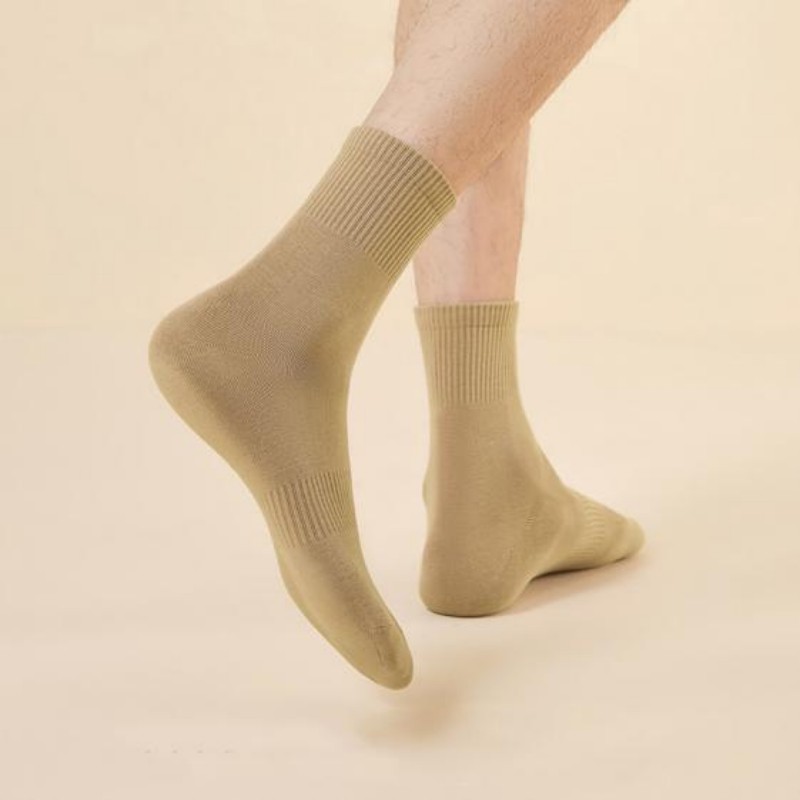 OEM Custom Hot Sale Business Dress Crew Socks for Men (3).jpg