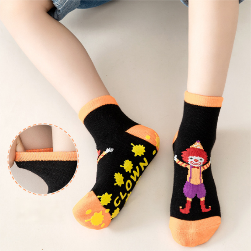 Custom Manufacturer Indoor Trampoline Socks Playground Bulk Grip Socks Wholesale Anti-slip Jump Socks- (4)