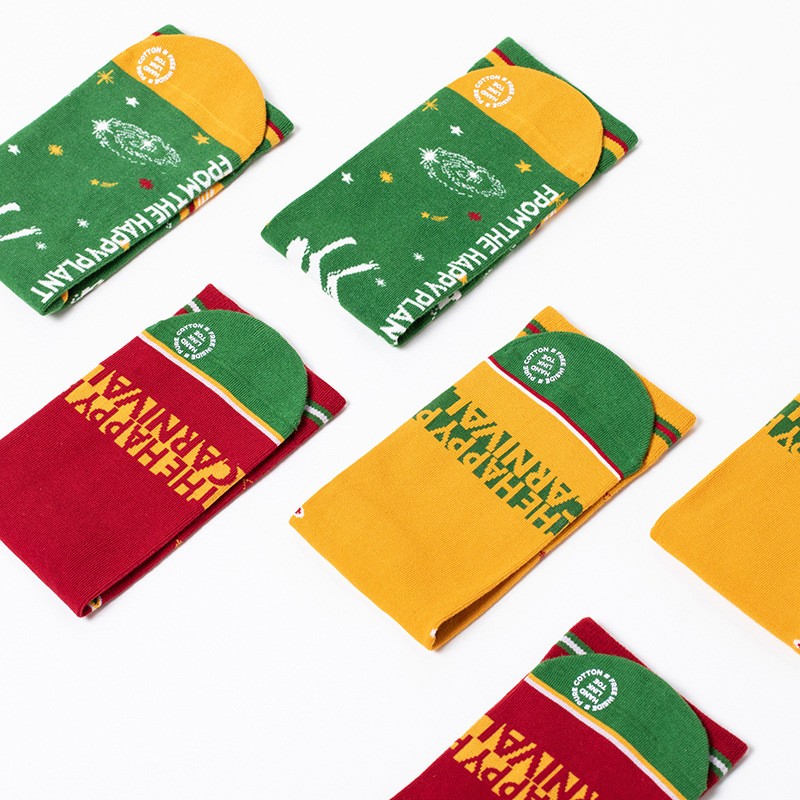 Bulk Wholesale High Quality Cozy Thick Christmas Festival Crew Socks (1).jpg